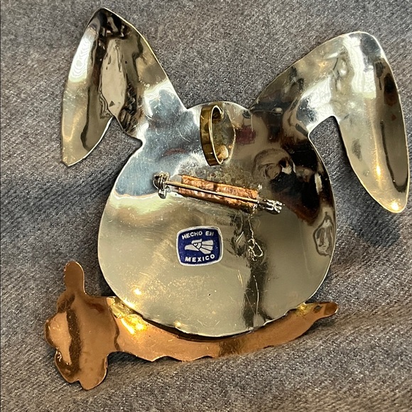 Tri-Color Mexico Rabbit Pin/Pendant - Picture 4 of 4